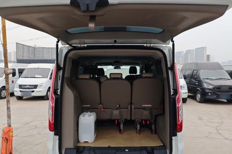 Used Ford Transit 2019 2.0T Diesel Commercial & Travel Short Wheelbase Low-Roof 7-Seater China VI Standard Trunk