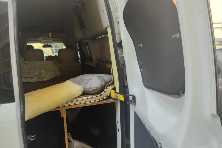 Used Ford Transit 2019 2.0T Diesel Multi-Purpose Commercial Vehicle Mid-Drive Mid-Roof 6-Seater China VI Standard Trunk