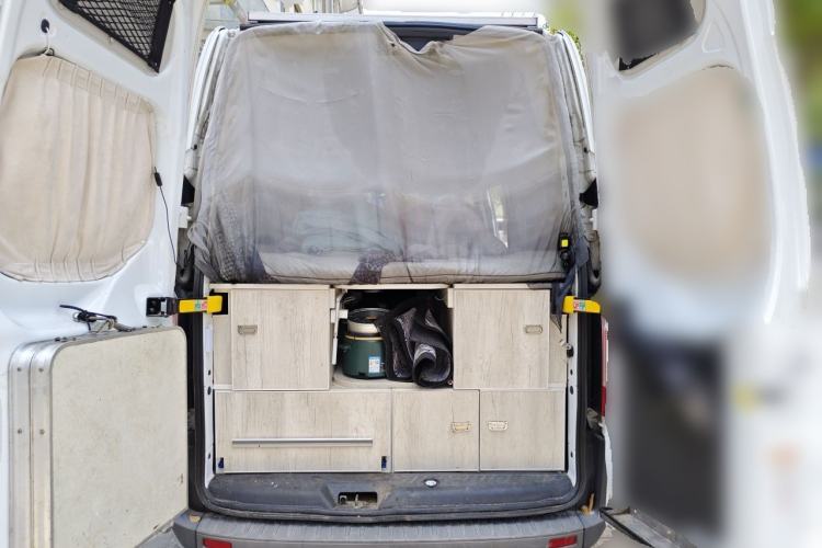 Used Ford Transit 2019 2.0T Diesel Multi-Purpose Commercial Vehicle Mid-Drive Mid-Roof 6-Seater China VI Standard Trunk