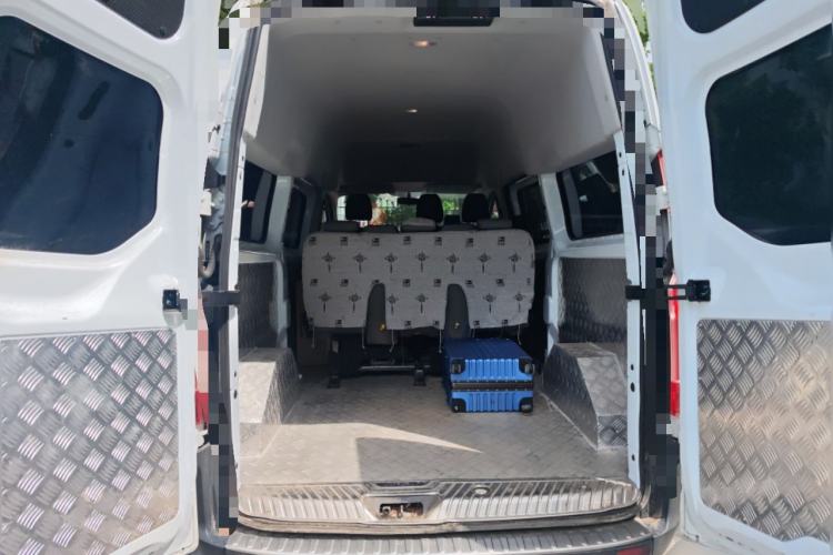 Used Ford Transit 2019 2.0T Diesel Multi-Purpose Commercial Vehicle Mid-Drive Mid-Roof 6-Seater China VI Standard Trunk