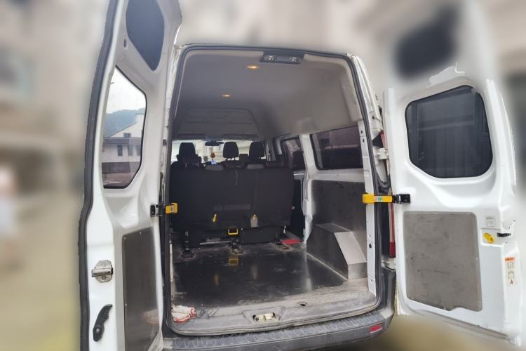 Used Ford Transit 2019 2.0T Diesel Multi-Purpose Commercial Vehicle Mid-Drive Mid-Roof 6-Seater China VI Standard Trunk