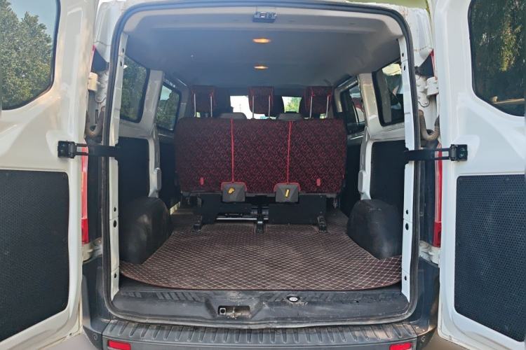 Used Ford Transit 2019 2.0T Diesel Multi-Purpose Commercial Vehicle Short Wheelbase Low Roof 6-Seater China VI Standard Trunk