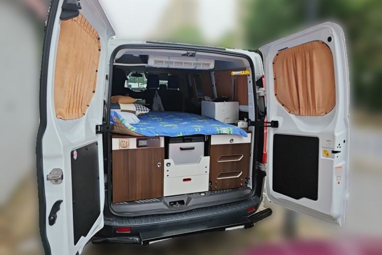 Used Ford Transit 2019 2.0T Diesel Multi-Purpose Commercial Vehicle Short Wheelbase Low Roof 6-Seater China VI Standard Trunk