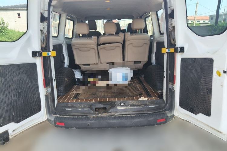 Used Ford Transit 2019 2.0T Diesel Multi-Purpose Commercial Vehicle Short Wheelbase Low Roof 6-Seater China VI Standard Trunk