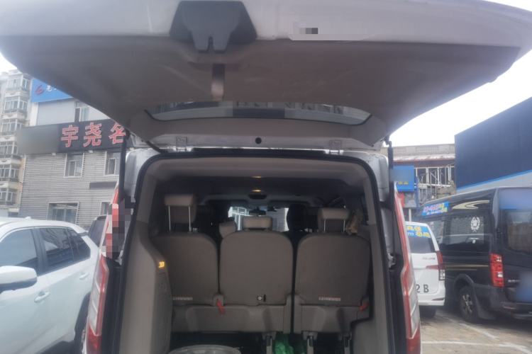 Used Ford Transit 2019 2.0T Diesel Commercial & Travel Short Wheelbase Low-Roof 7-Seater China VI Standard Trunk
