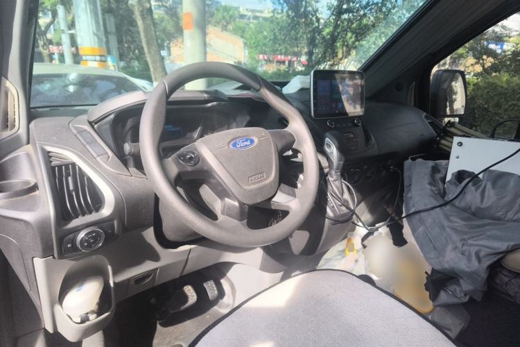 Used Ford Transit  Center Console