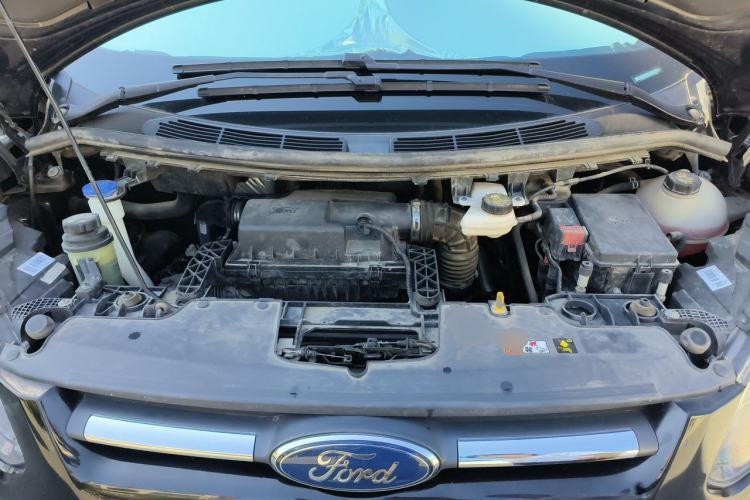 Used Ford Transit  Engine Bay