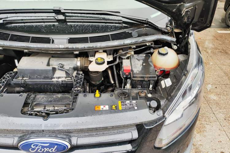 Used Ford Transit  Engine Bay Left