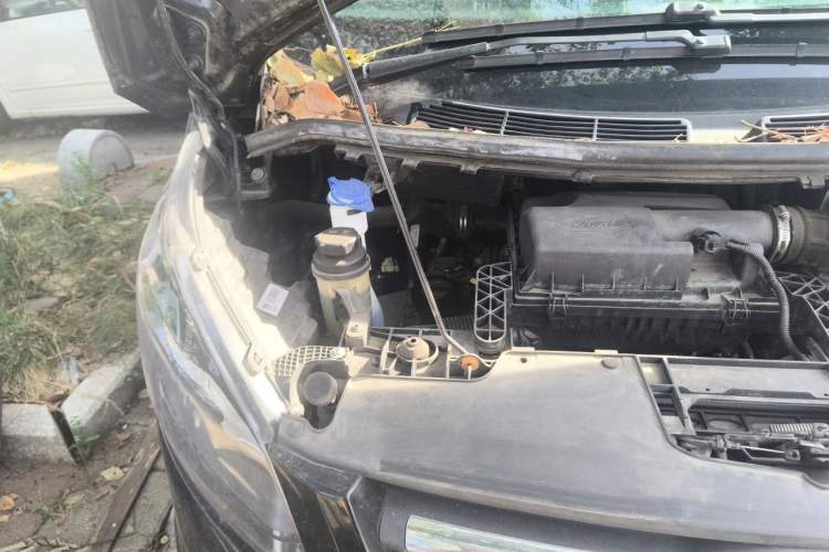 Used Ford Transit  Engine Bay Right