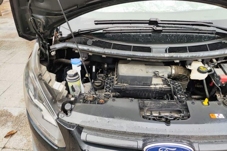 Used Ford Transit  Engine Bay Right