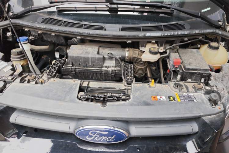 Used Ford Transit  Engine Bay