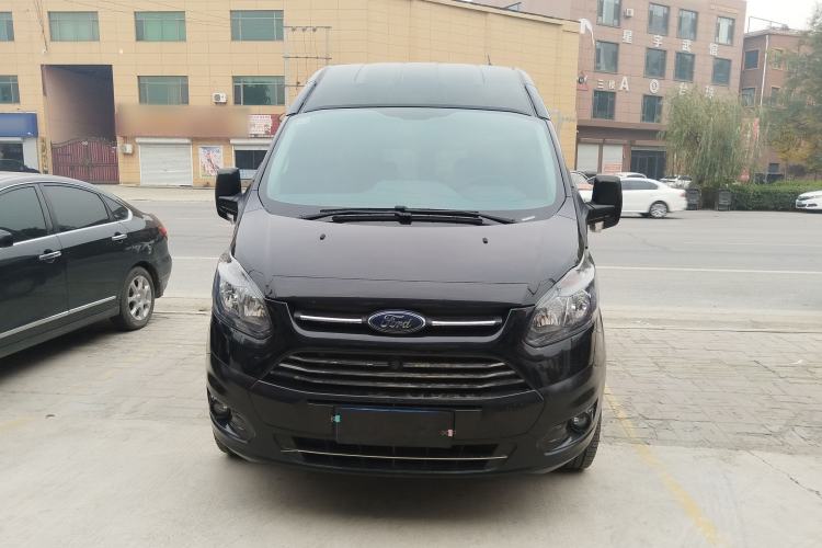 Used Ford Transit 2020 2.0T Gasoline Multi-Function Commercial Vehicle Mid-Drive Low-Roof Design with Dual Rear Doors Meeting China VI Emission Standards Exterior 1
