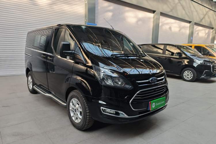 Used Ford Transit 2020 2.0T Diesel Multi-Function Commercial Vehicle Mid-Chassis Low-Roof Design with Dual Rear Doors Emission Standard China V Exterior 2