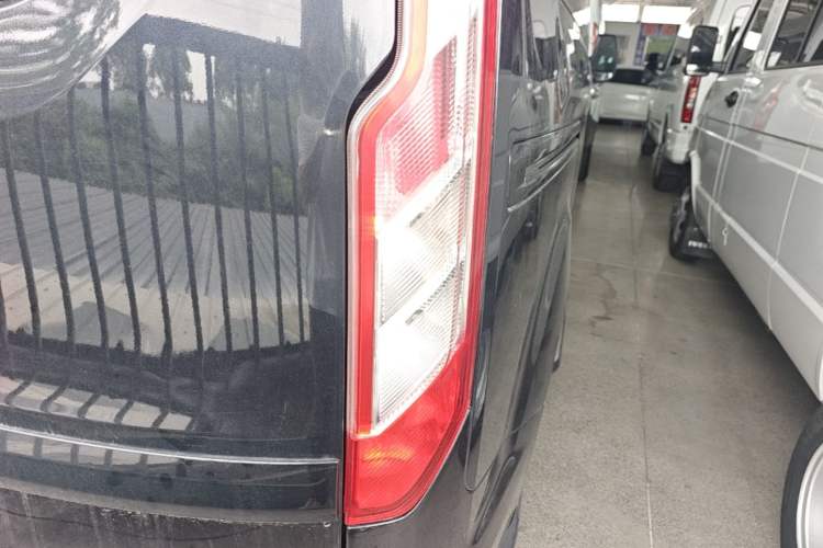 Used Ford Transit  Exterior 3