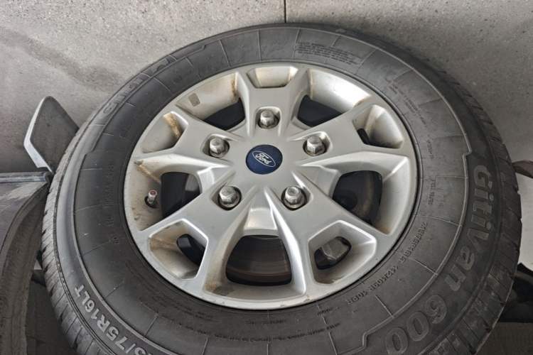 Used Ford Transit  Exterior 4