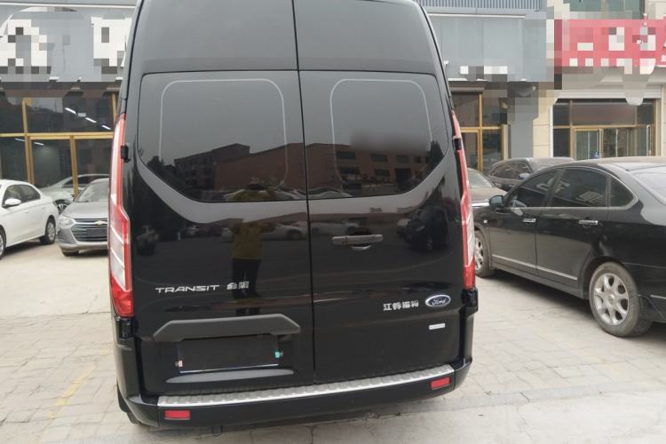 Used Ford Transit 2020 2.0T Gasoline Multi-Function Commercial Vehicle Mid-Drive Low-Roof Design with Dual Rear Doors Meeting China VI Emission Standards Exterior 4