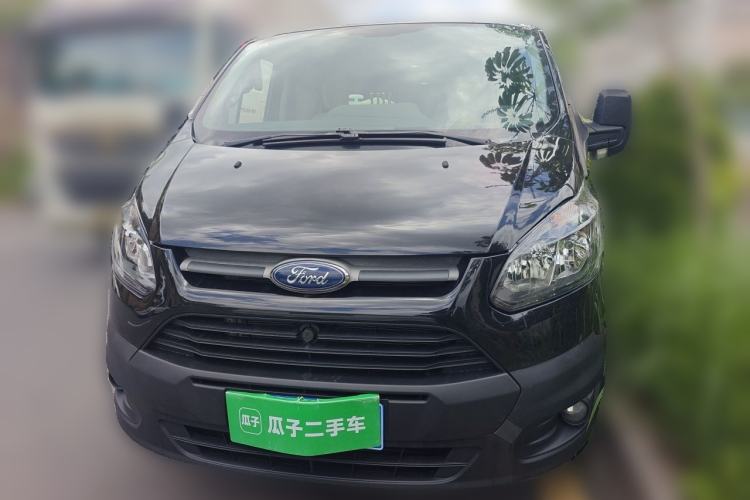 Used Ford Transit 2020 2.0T Diesel Multi-Function Commercial Vehicle Mid-Chassis Low-Roof Design with Dual Rear Doors Emission Standard China V Front