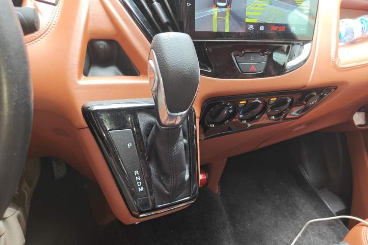 Used Ford Transit  Gear Lever