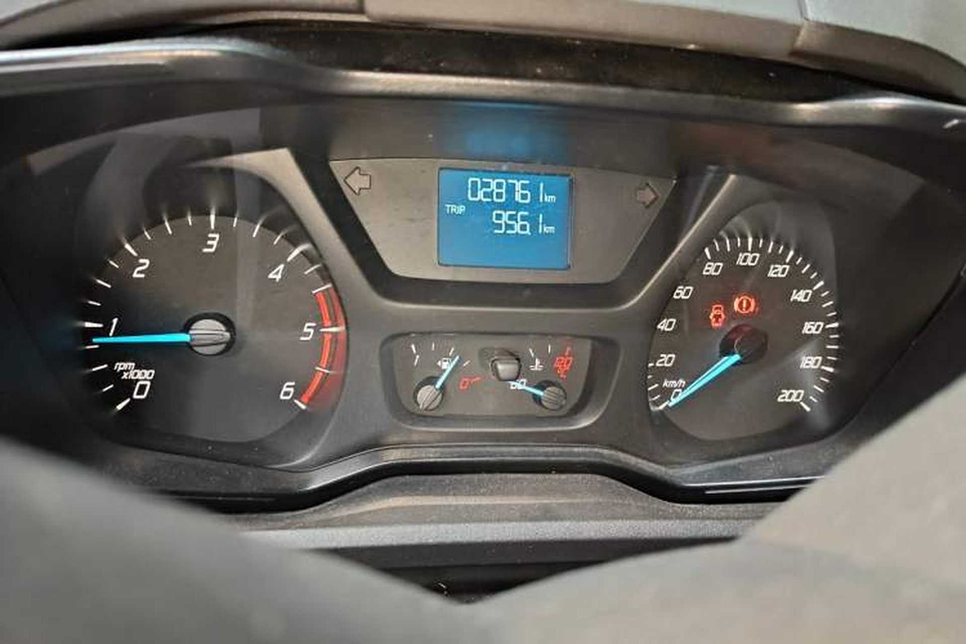 Used Ford Transit 2020 2.0T Diesel Multi-Function Commercial Vehicle Mid-Chassis Low-Roof Design with Dual Rear Doors Emission Standard China V Instrument Cluster