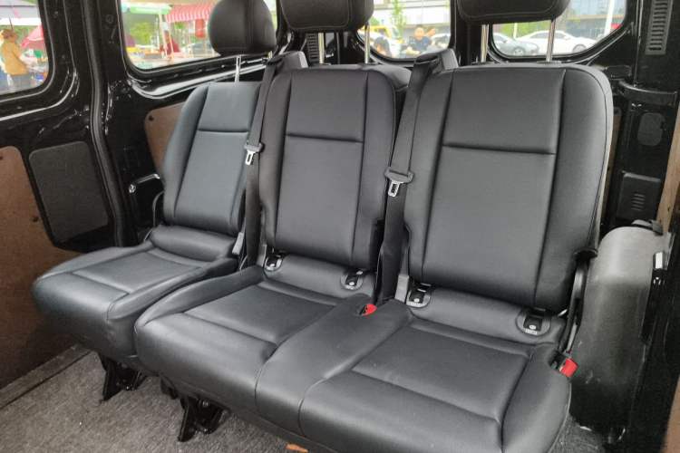 Used Ford Transit 2020 2.0T Diesel Multi-Function Commercial Vehicle Mid-Chassis Low-Roof Design with Dual Rear Doors Emission Standard China V Left Rear Seat