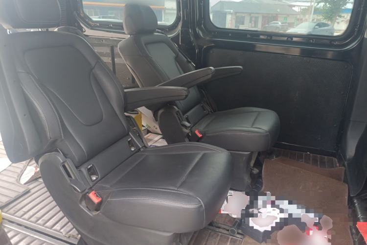 Used Ford Transit 2020 2.0T Gasoline Automatic Multi-Function Commercial Vehicle Mid-axle Low-roof Design with Dual Rear Doors Meeting China VI Emission Standards Left Rear Seat