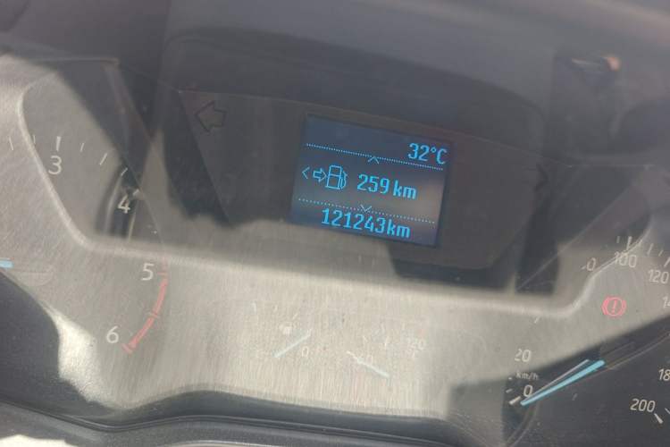 Used Ford Transit 2020 2.0T Diesel Multi-Function Commercial Vehicle Mid-Chassis Low-Roof Design with Dual Rear Doors Emission Standard China V Odometer Close Up