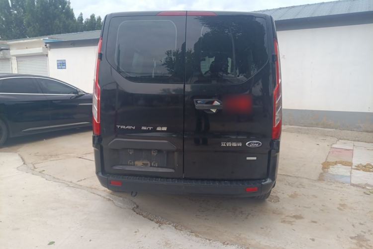 Used Ford Transit 2020 2.0T Gasoline Automatic Multi-Function Commercial Vehicle Mid-axle Low-roof Design with Dual Rear Doors Meeting China VI Emission Standards Rear