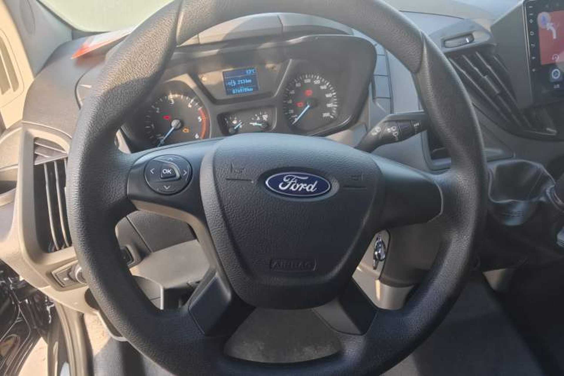 Used Ford Transit 2020 2.0T Diesel Multi-Function Commercial Vehicle Mid-Chassis Low-Roof Design with Dual Rear Doors Meeting China VI Emission Standards Steering Wheel