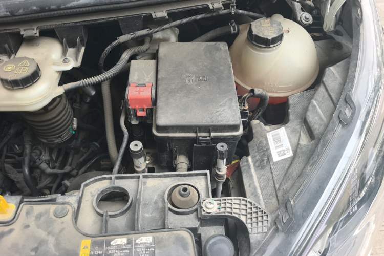 Used Ford Transit  Engine Bay Left