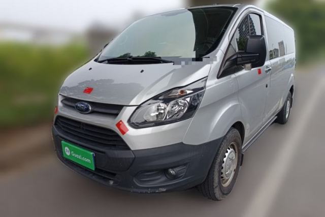 Used Ford Transit 2020 2.0T Diesel Multi-Function Commercial Vehicle Mid-Chassis Low-Roof Design with Dual Rear Doors Meeting China VI Emission Standards