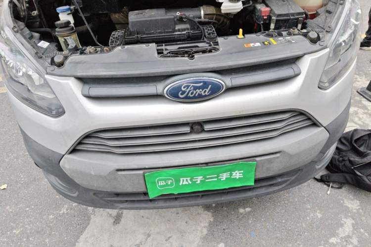 Used Ford Transit  Engine Bay