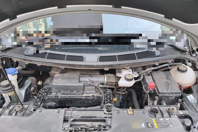 Used Ford Transit  Engine Bay