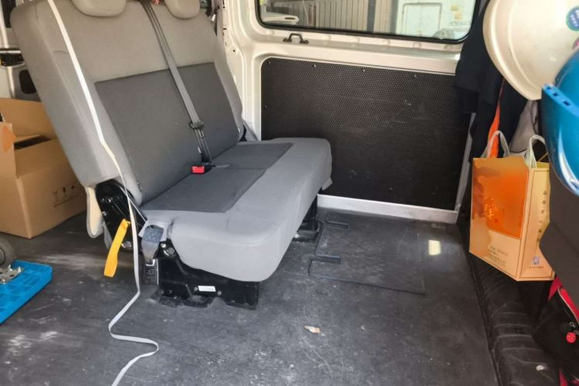 Used Ford Transit 2020 2.0T Diesel Multi-Function Commercial Vehicle Mid-Chassis Low-Roof Design with Dual Rear Doors Emission Standard China V Left Rear Seat