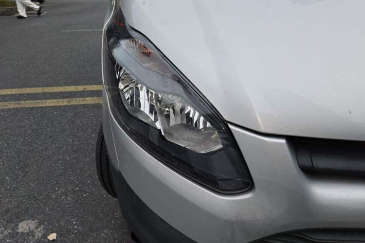 Used Ford Transit  Right Front Headlight