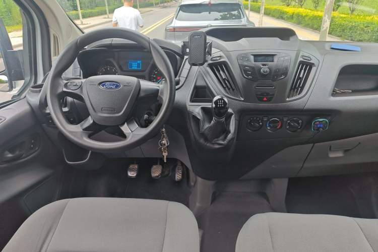Used Ford Transit  Center Console