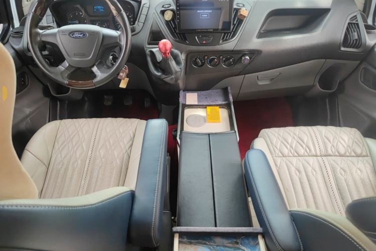 Used Ford Transit 2020 2.0T Diesel Multi-Function Commercial Vehicle Mid-Chassis Low-Roof Design with Dual Rear Doors Emission Standard China V Center Console
