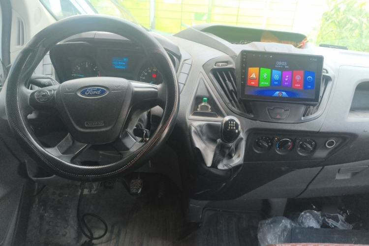 Used Ford Transit 2020 2.0T Diesel Multi-Function Commercial Vehicle Mid-Chassis Low-Roof Design with Dual Rear Doors Meeting China VI Emission Standards Center Console