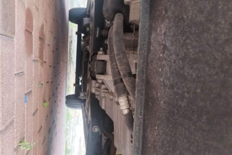 Used Ford Transit 2020 2.0T Diesel Multi-Function Commercial Vehicle Mid-Chassis Low-Roof Design with Dual Rear Doors Meeting China VI Emission Standards Chassis Front