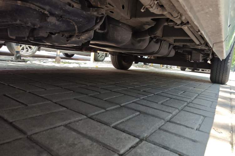 Used Ford Transit 2020 2.0T Diesel Commercial & Travel Mid-axle Mid-roof 10–12 Seats China VI Chassis Front Left
