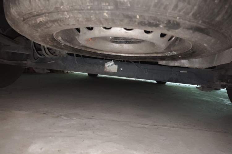 Used Ford Transit 2020 2.0T Gasoline Automatic Multi-Function Commercial Vehicle Mid-Drive Low-Roof Lift-Up Tailgate China V Standard Chassis Rear