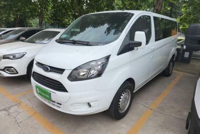 Used Ford Transit 2020 2.0T Diesel Multi-Function Commercial Vehicle Mid-Chassis Low-Roof Design with Dual Rear Doors Meeting China VI Emission Standards