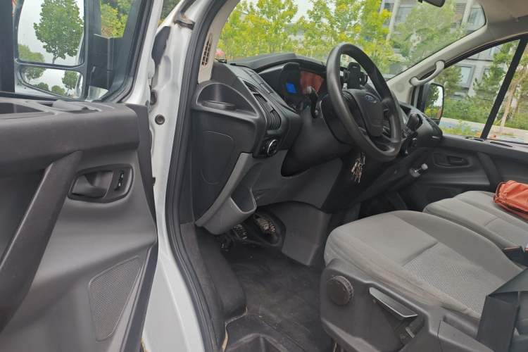 Used Ford Transit  Driver Seat