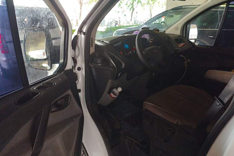 Used Ford Transit 2020 2.0T Diesel Multi-Function Commercial Vehicle Mid-Chassis Low-Roof Design with Dual Rear Doors Emission Standard China V Driver Seat