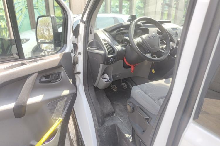 Used Ford Transit 2020 2.0T Diesel Multi-Function Commercial Vehicle Mid-Chassis Low-Roof Design with Dual Rear Doors Emission Standard China V Driver Seat