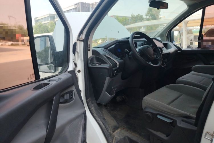 Used Ford Transit 2020 2.0T Gasoline Automatic Multi-Function Commercial Vehicle Mid-Drive Low-Roof Design with Dual Rear Doors Emission Standard China V Driver Seat