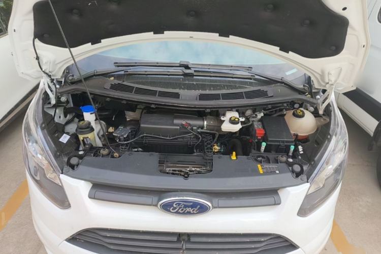 Used Ford Transit 2020 2.0T Diesel Multi-Function Commercial Vehicle Mid-Chassis Low-Roof Design with Dual Rear Doors Meeting China VI Emission Standards Engine Bay