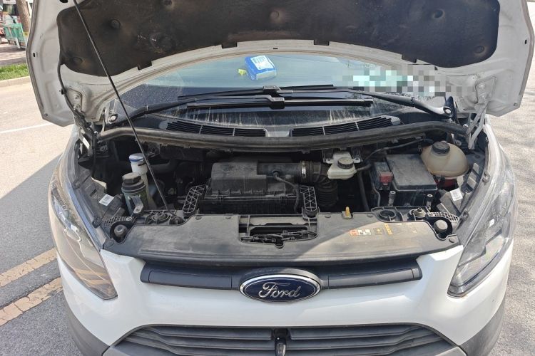 Used Ford Transit  Engine Bay