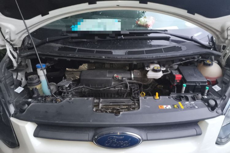 Used Ford Transit 2020 2.0T Diesel Multi-Function Commercial Vehicle Mid-Chassis Low-Roof Design with Dual Rear Doors Meeting China VI Emission Standards Engine Bay