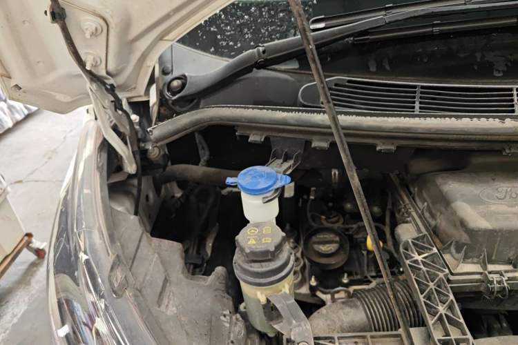 Used Ford Transit  Engine Bay Right