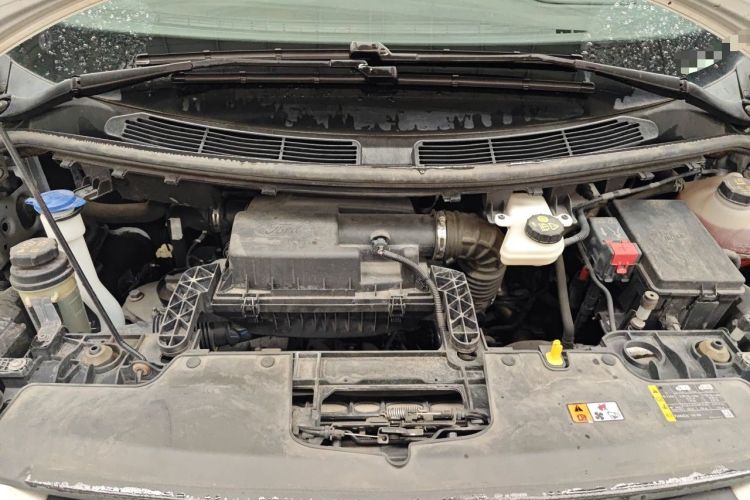 Used Ford Transit  Engine Bay